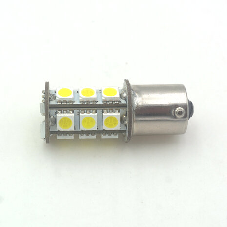 2x BAY15d-18x5050smd- Wit 10-36v duplo (combinatie achter- en remlicht)