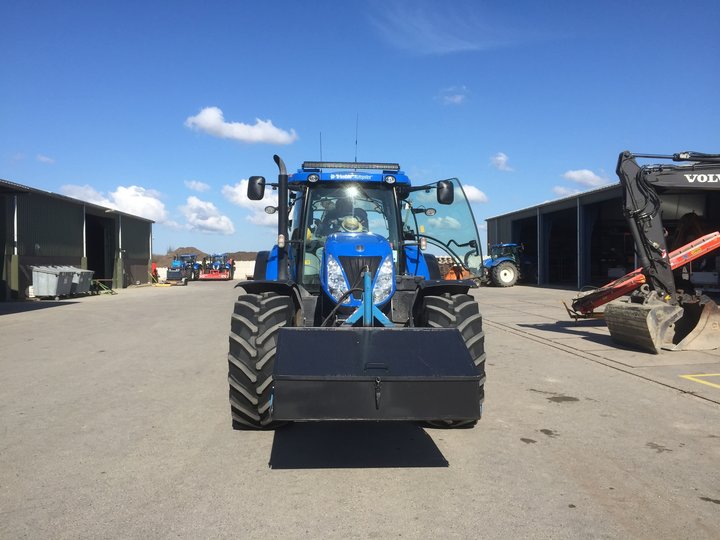 Ledbar 50inch 500w  op New holland tractor